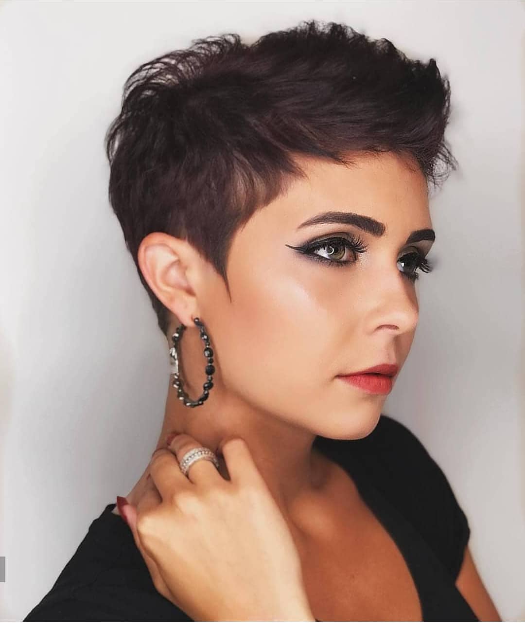 Easy Everyday Hairstyle for Short Hair - Women Pixie Haircut Ideas