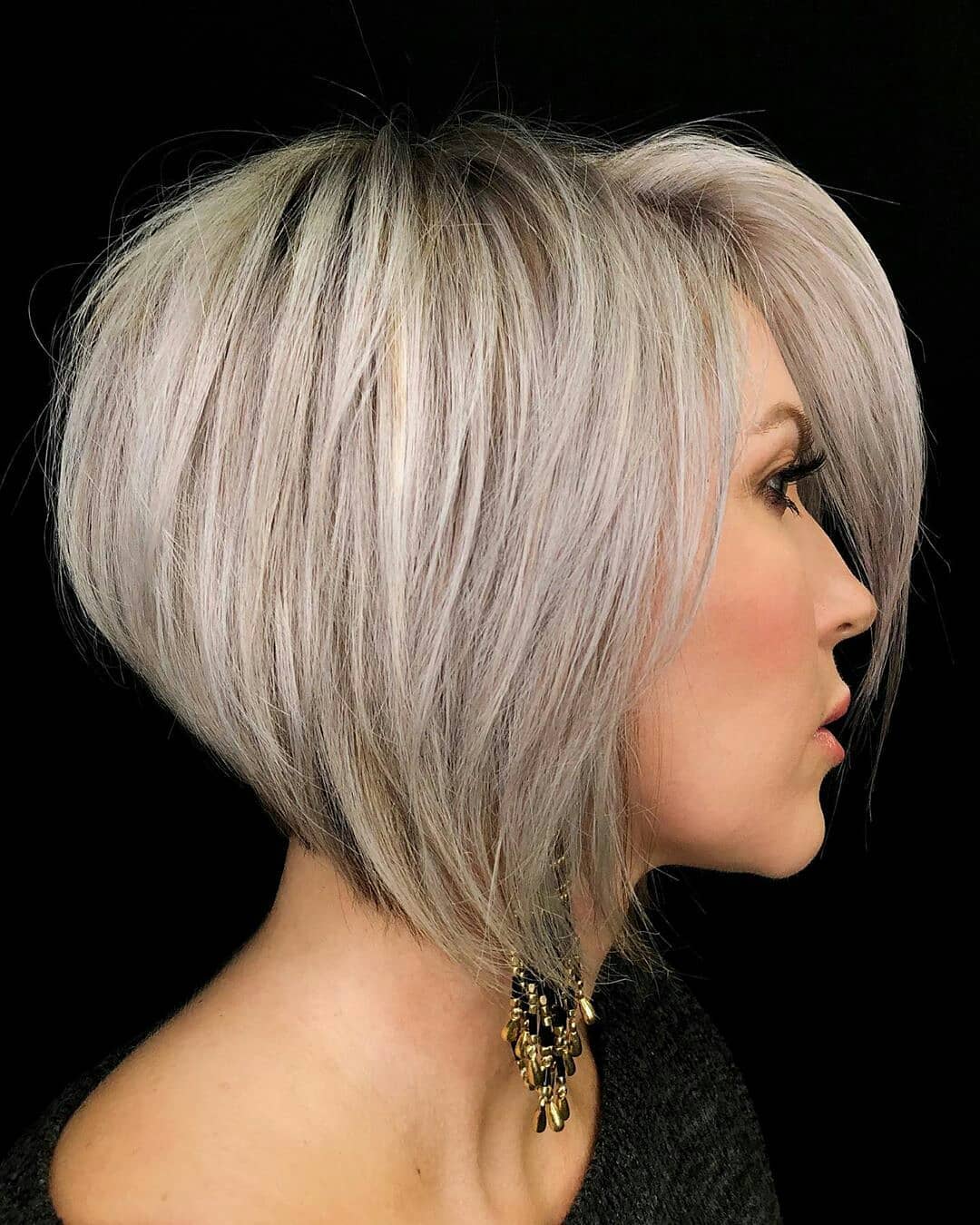 Easy Short Bob Haircut with Straight Hair - Short Straight Hairstyles for Women