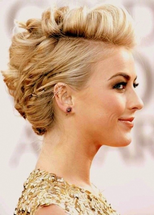 Julianne Hough Short Hair Style: Subtle Faux Hawk Updo Hairstyle