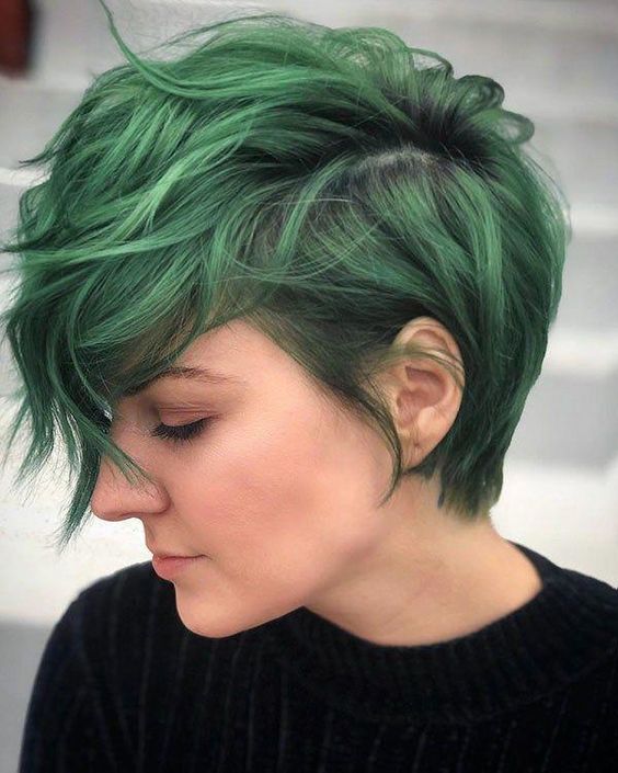 Latest Pixie haircut Trends - Women Short Hairstyle Ideas