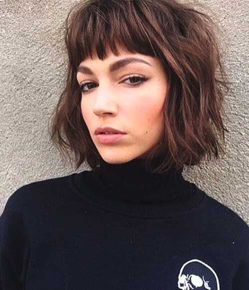 Latest Wavy Bob Haircuts Women - Short Bob Hairstyles