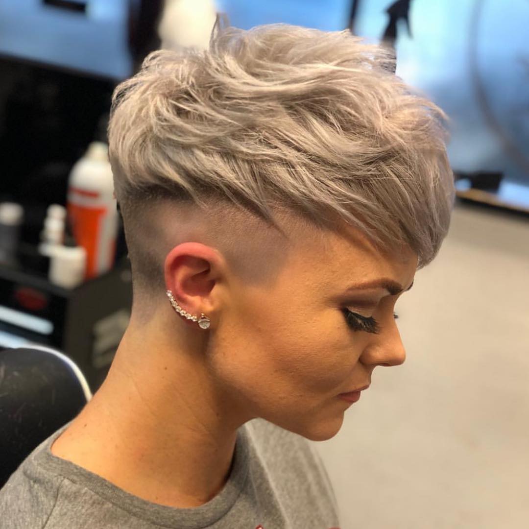 Messy Short Pixie Haircut, Very Short Hair Styles for Female