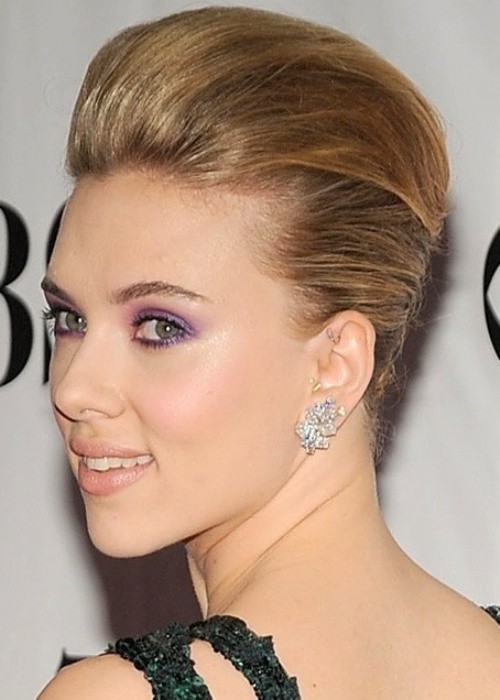 Perfect Updo Hairstyles for Short Hair: Scarlett Johansson Short Hair Style