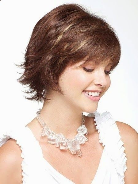 Short Hairstyles for Thin Hair: Women Over 30-40