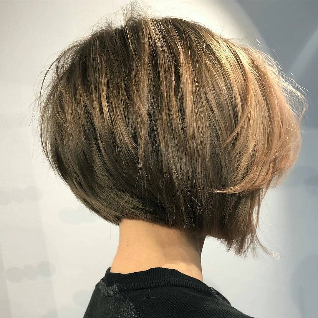 Simple Short Straight Bob Haircut - Women Short Hairstyle for Thick Hair