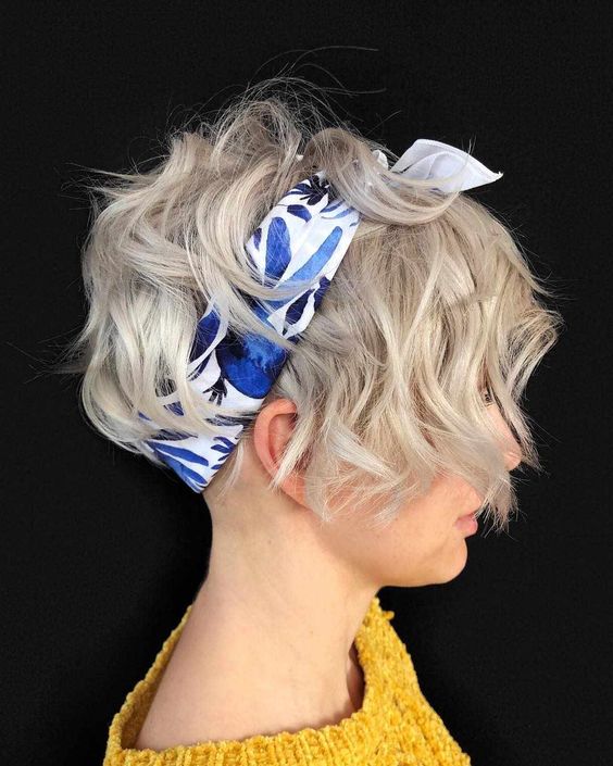 Stylish Messy Short Hairstyle Ideas - Women Short Haircut