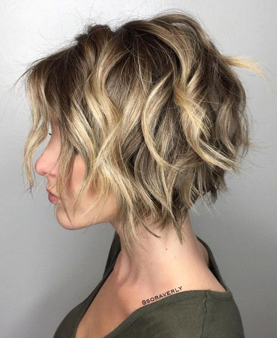 Stylish Messy Short Hairstyle Ideas - Women Short Haircut