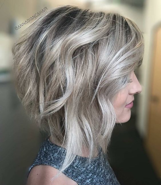 Stylish Messy Short Hairstyle Ideas - Women Short Haircut