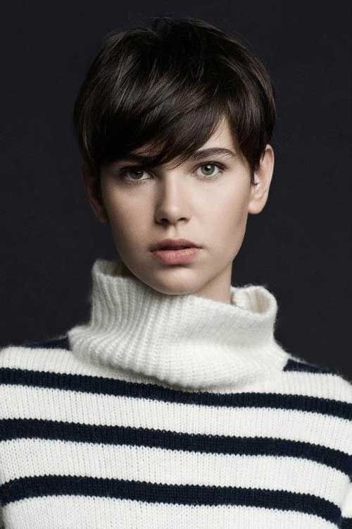 Winter Hairstyles: Easy Short Pixie Hair Cut