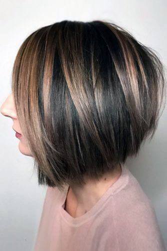 Classic Gold Highlited Bob Hairstyle Women