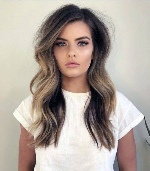 Classic Measured Waves Hairstyle Women