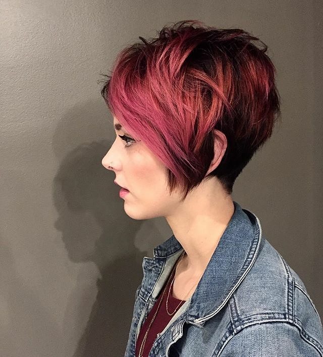 Cortes de pelo largos y elegantes de Pixie para mujeres - Diseños de peinados cortos