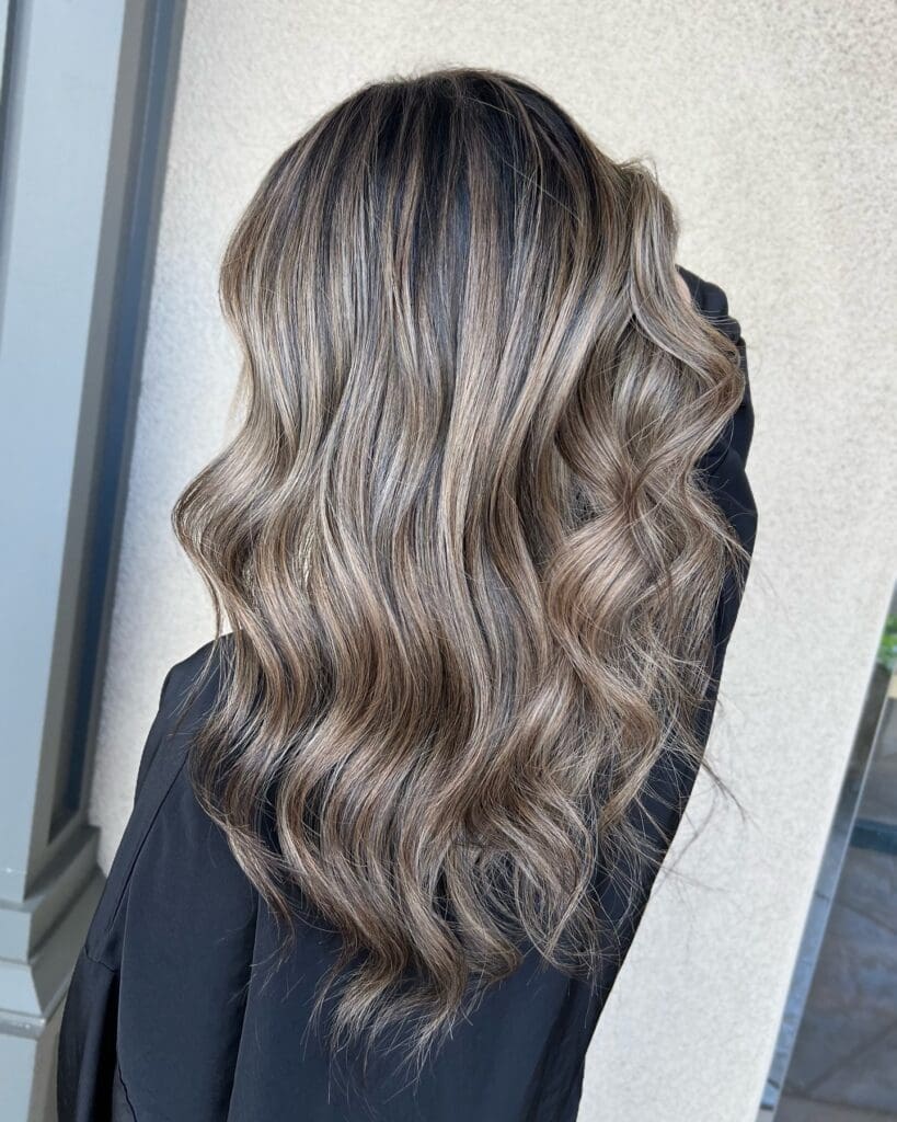 41 Ash Blonde Hair Color and Highlight Ideas for 2025