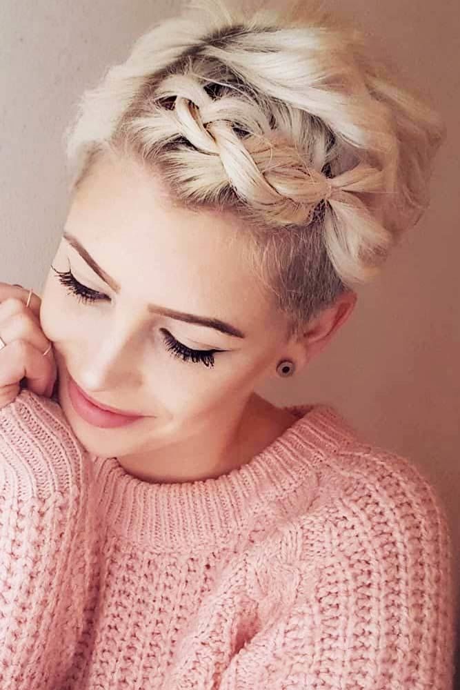 Pixie trenzado para citas románticas #pixiecut #haircuts