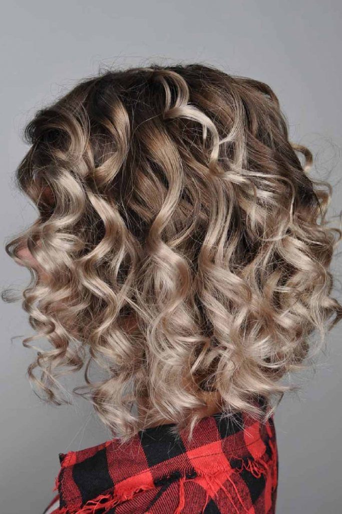 Curly Stacked Bob Haircut Balayage #bob #bobhaircuts