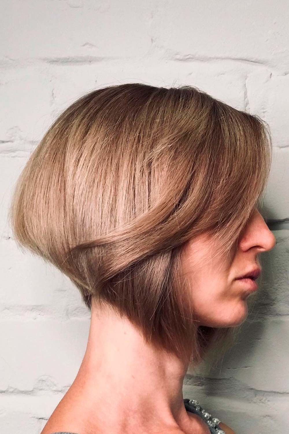 Dark Blonde Straight Bob With Side Part 