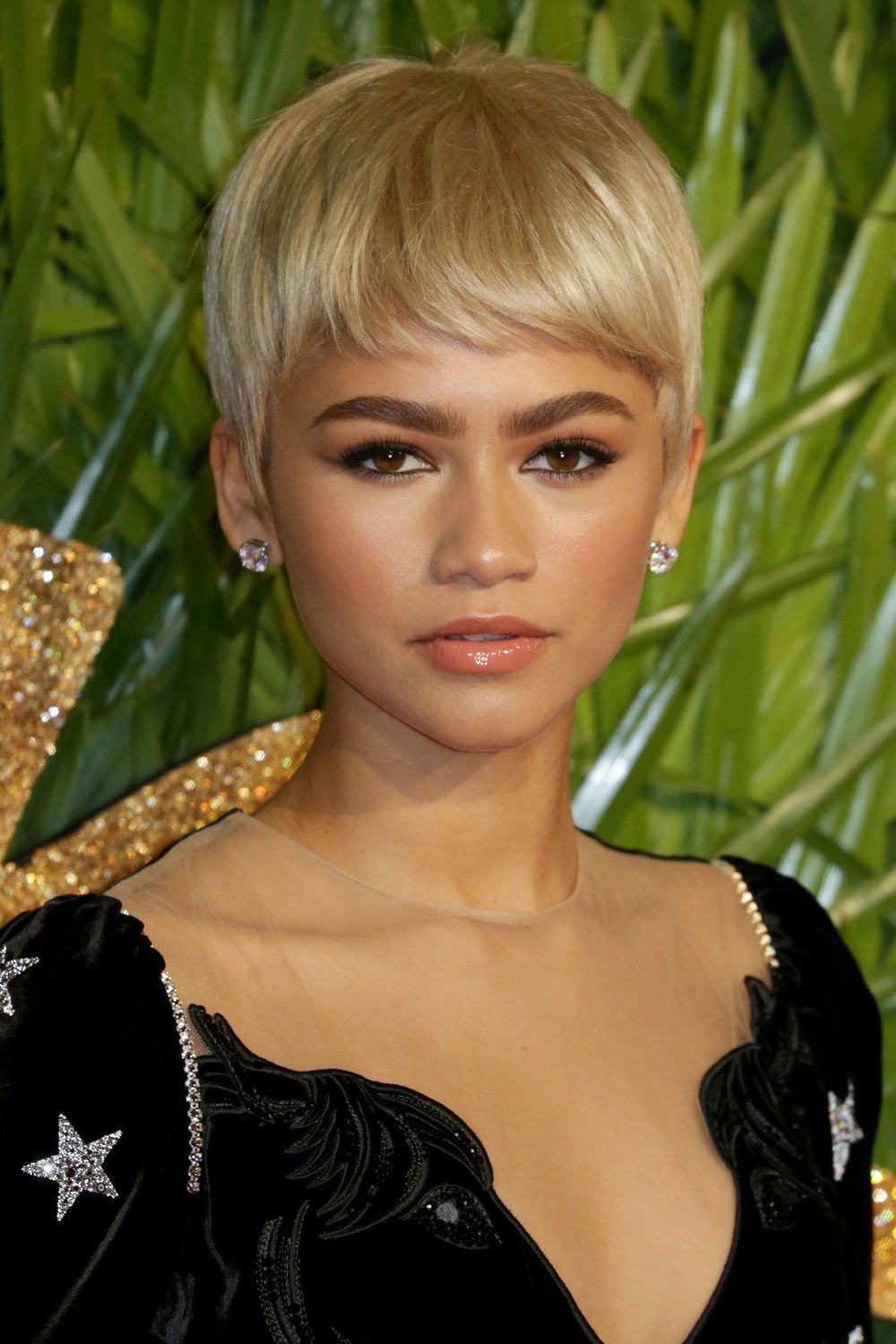 Long Pixie Haircut Zendaya