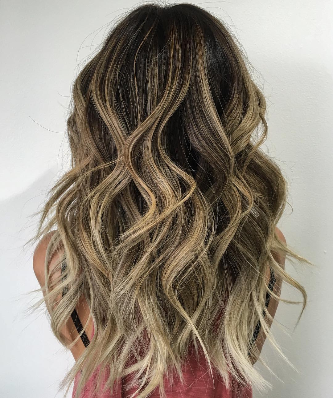 Long Wavy Layered Hairstyle