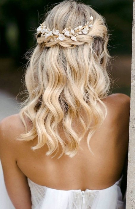 Medium Length Hair Wedding Style