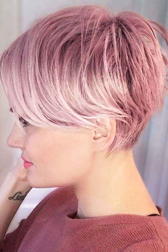 Pixie desordenado con flequillo lateral #pixiecut #haircuts