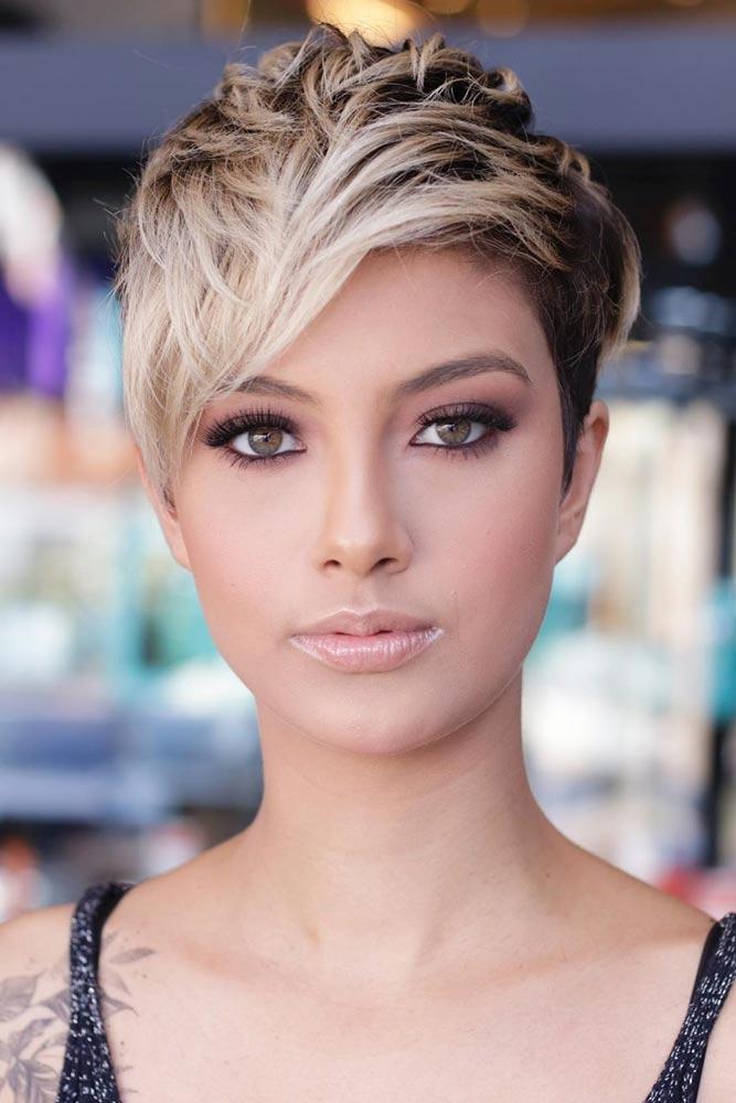 Pixie de capas cortas con corte recortado #pixiecut #haircuts