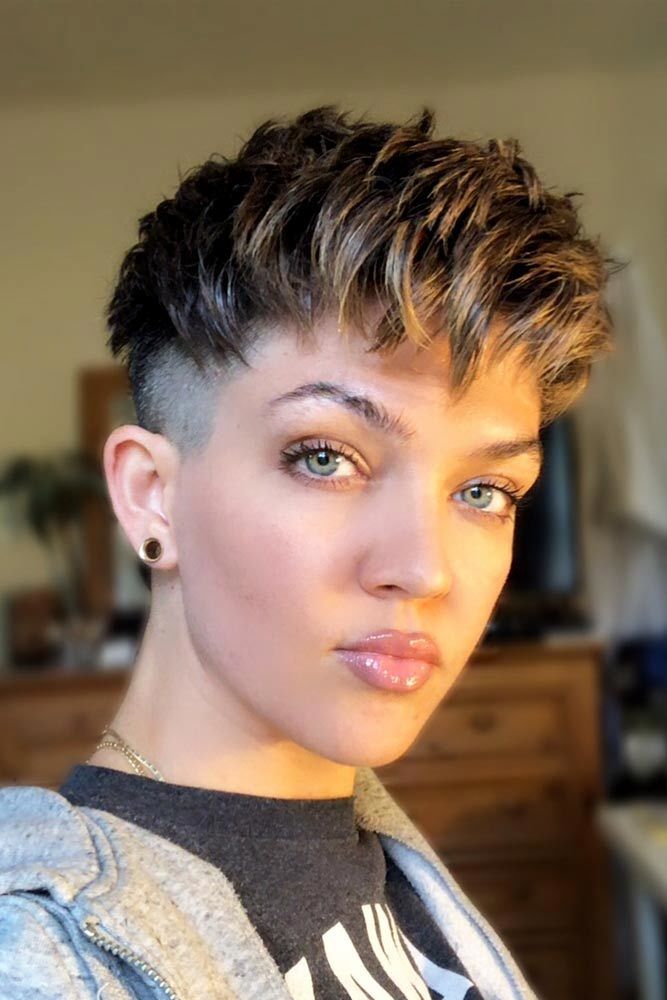 Short Pixie With Undercut #pixiecut #haircuts