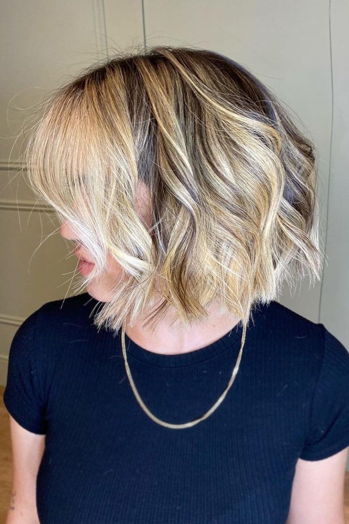 Wavy Bob With Blonde Balayage