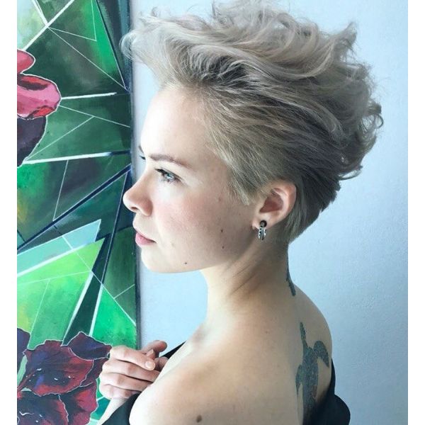  '80s Style Blonde Pixie Cute Short Hairstyle cute hairstyles for short hair