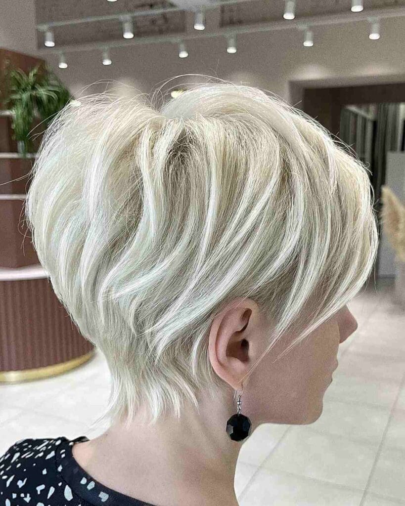 27 Trendy Shaggy Pixie Cut Ideas for 2025