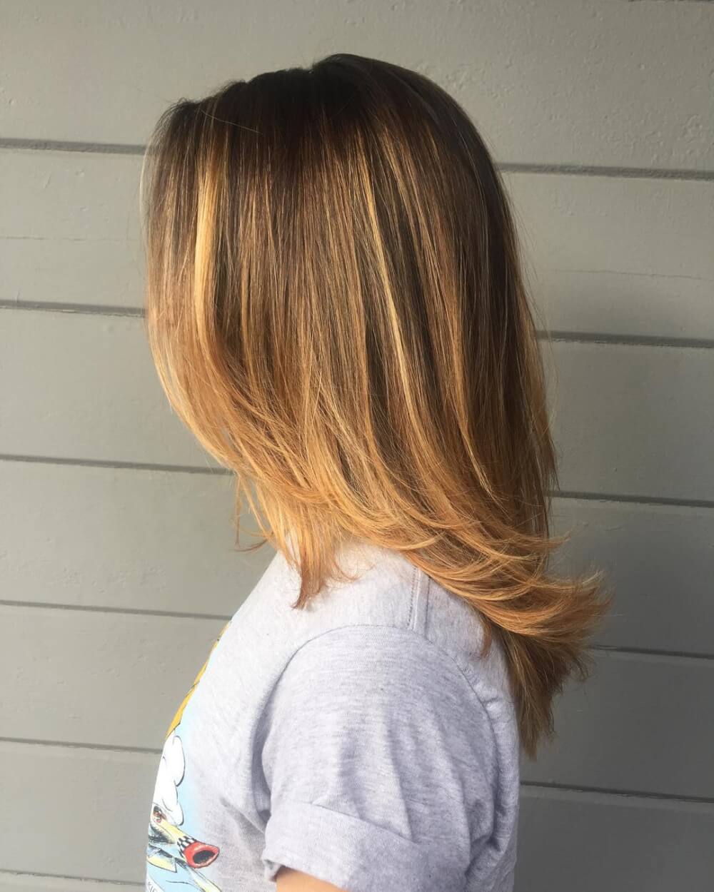 A lovely balayage shoulder-length layers