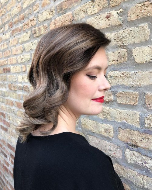 A shoulder-length formal hairstyle