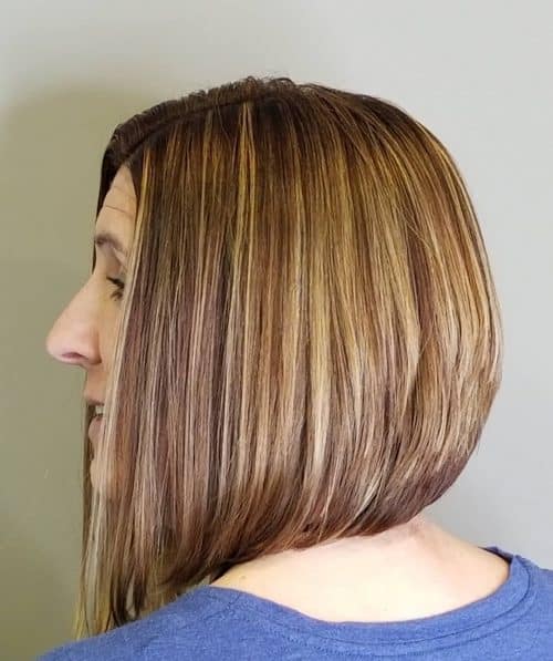 A shoulder-length stacked bob haircut