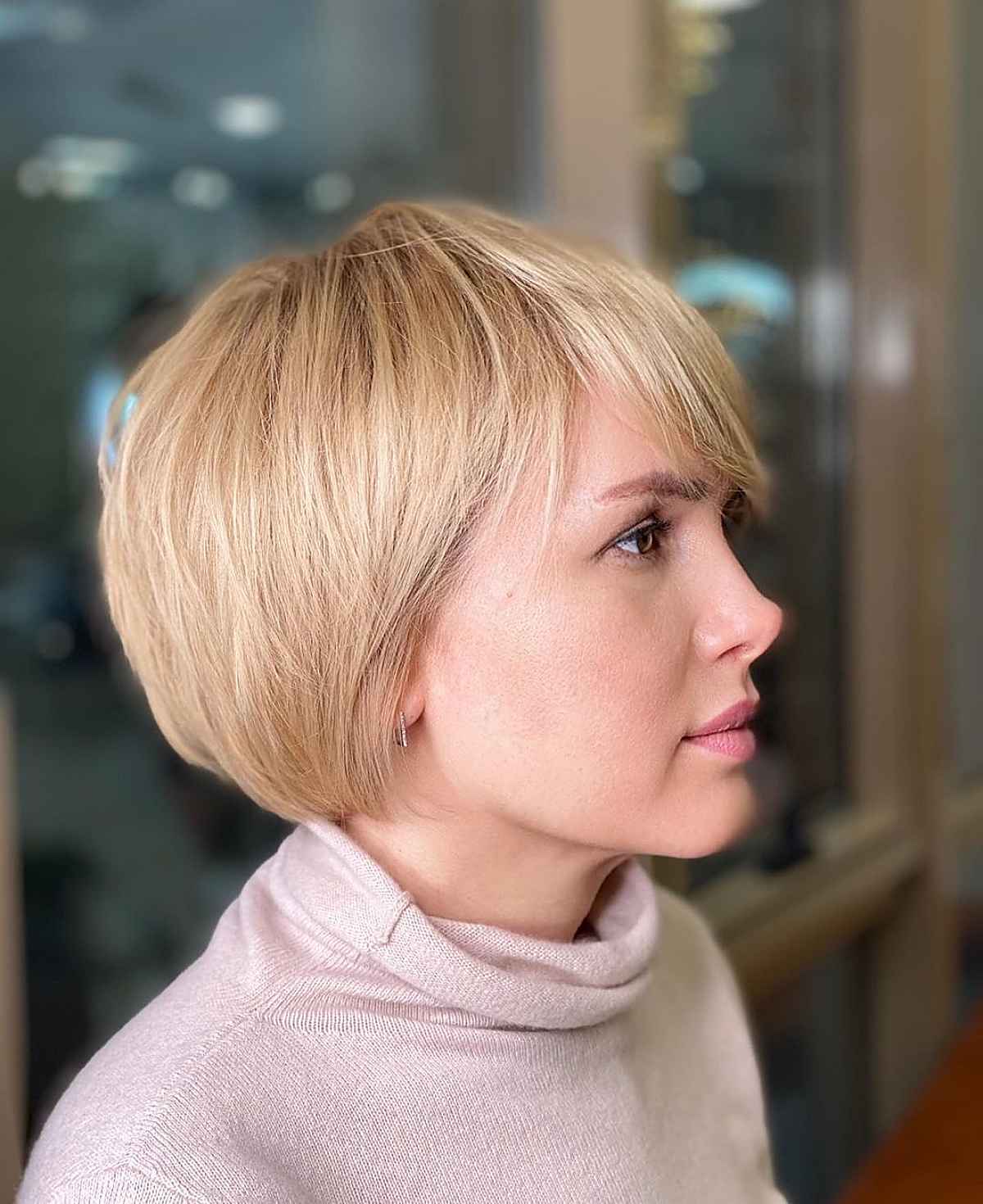 blonde pixie bob haircut for short hair