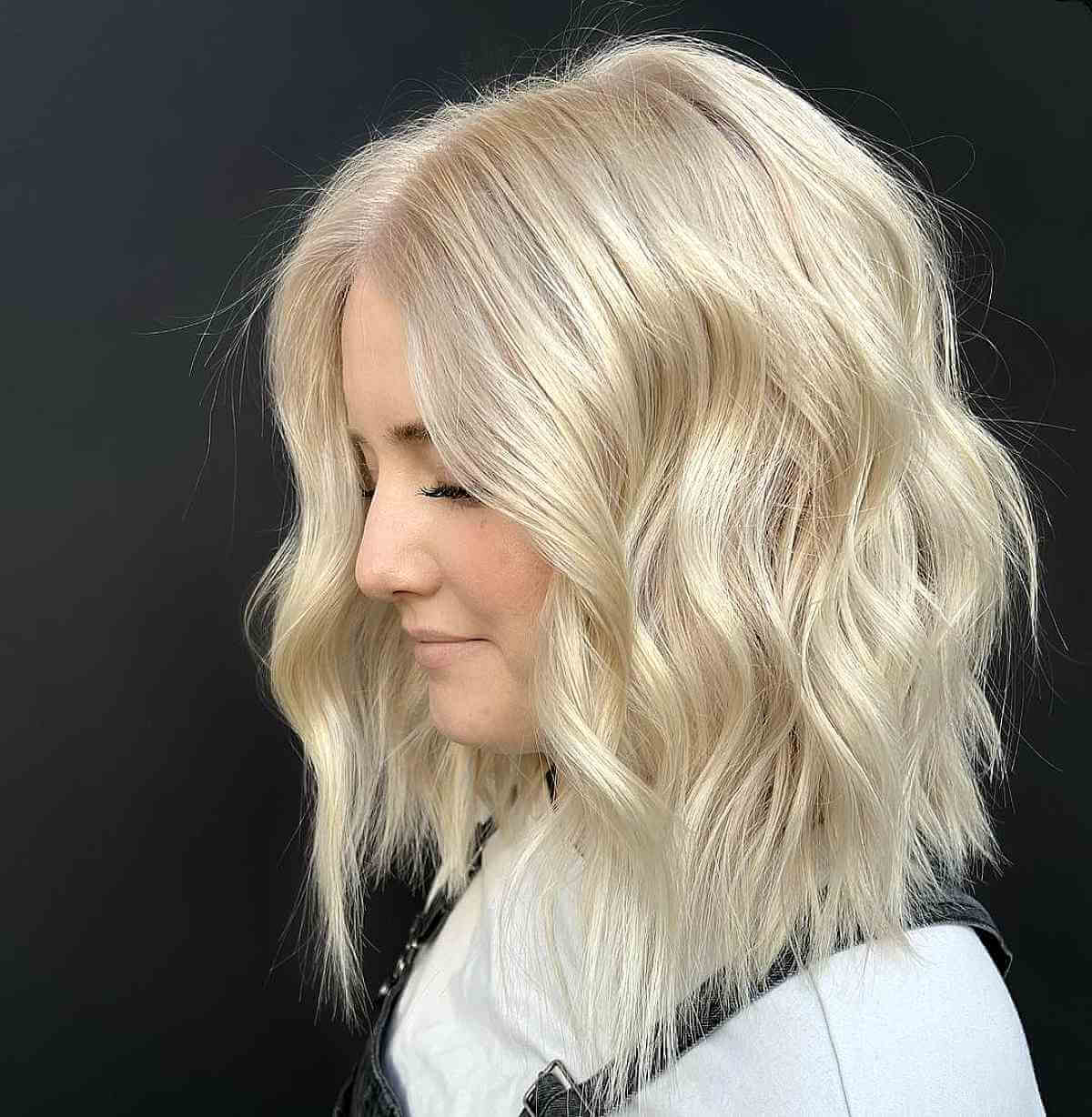 Buttery Blonde Lob with Waves 