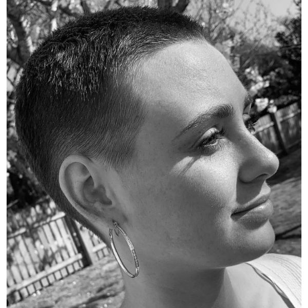 Combed Buzz Cute Short Hairstyles For Women