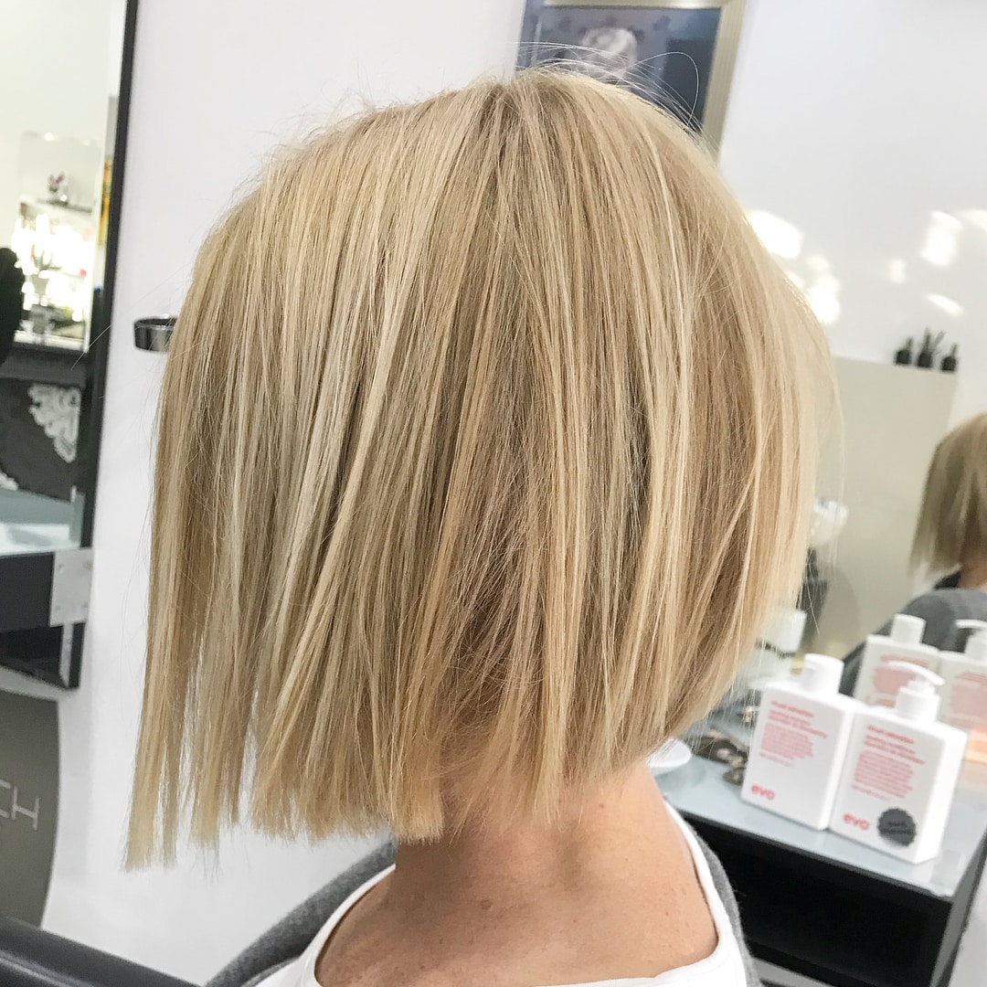Easy-Maintenance Warm Blonde Balayage on Fine Hair