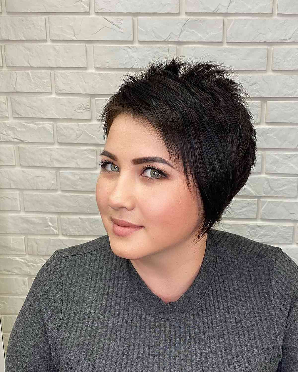 edgy pixie cut for women