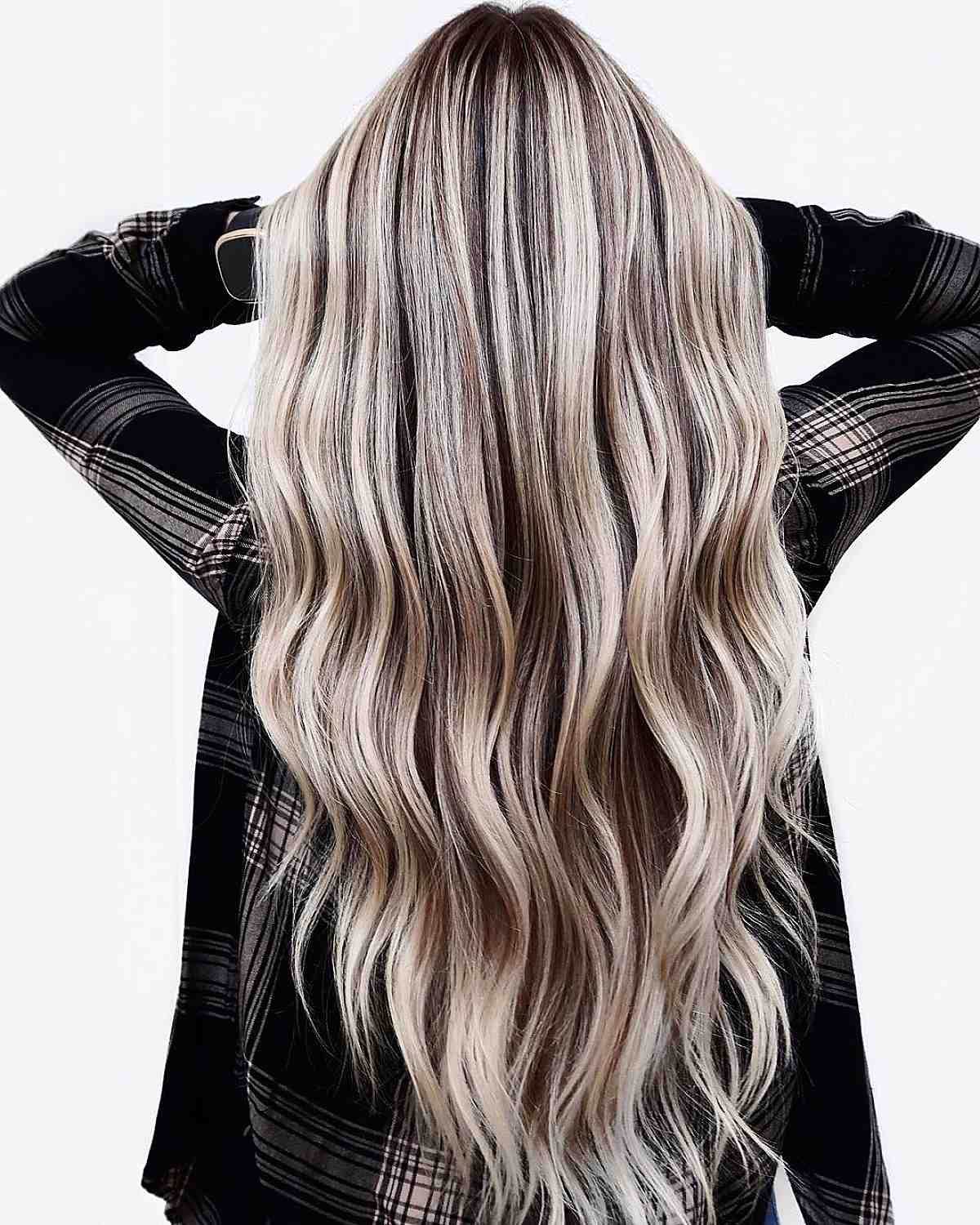 Enchanting Layered Light Blonde Balayage