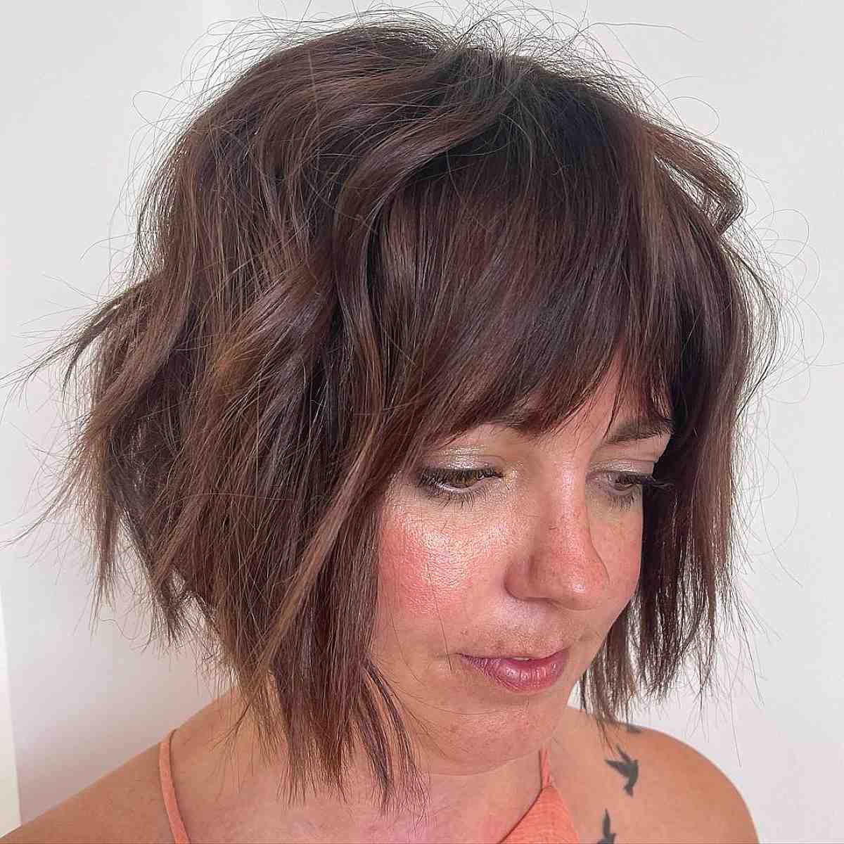 Face-framing short bob with bangs