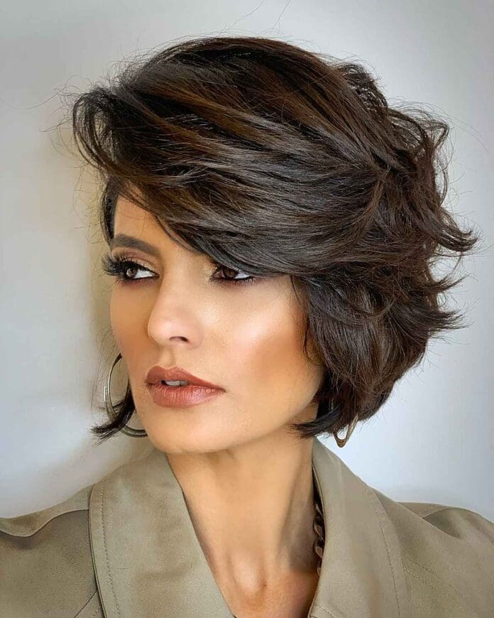 26 Best Short Hair With Side Bangs Women Are Getting Right Now
