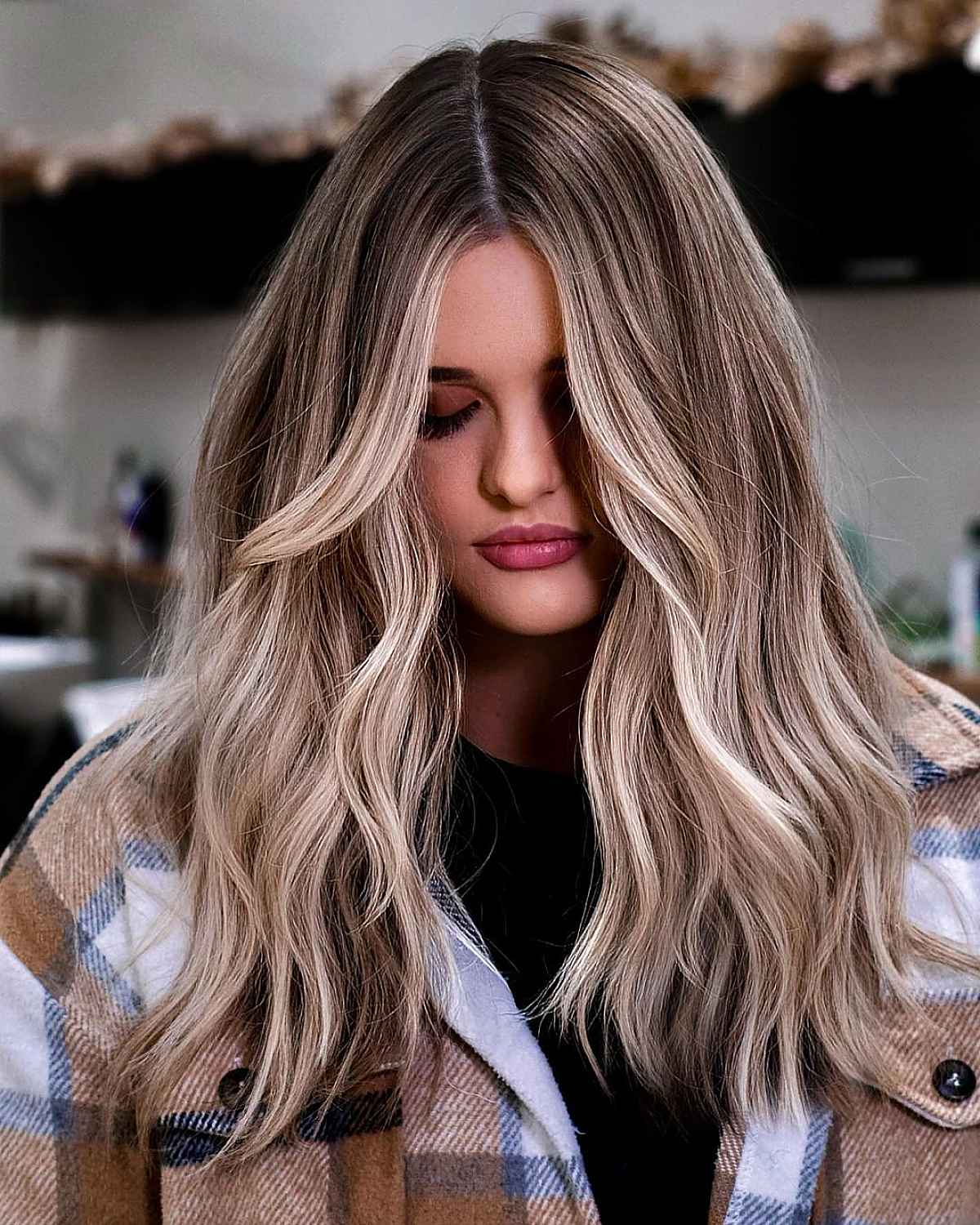 Layered Face-Framing Highlights for Balayage Hair