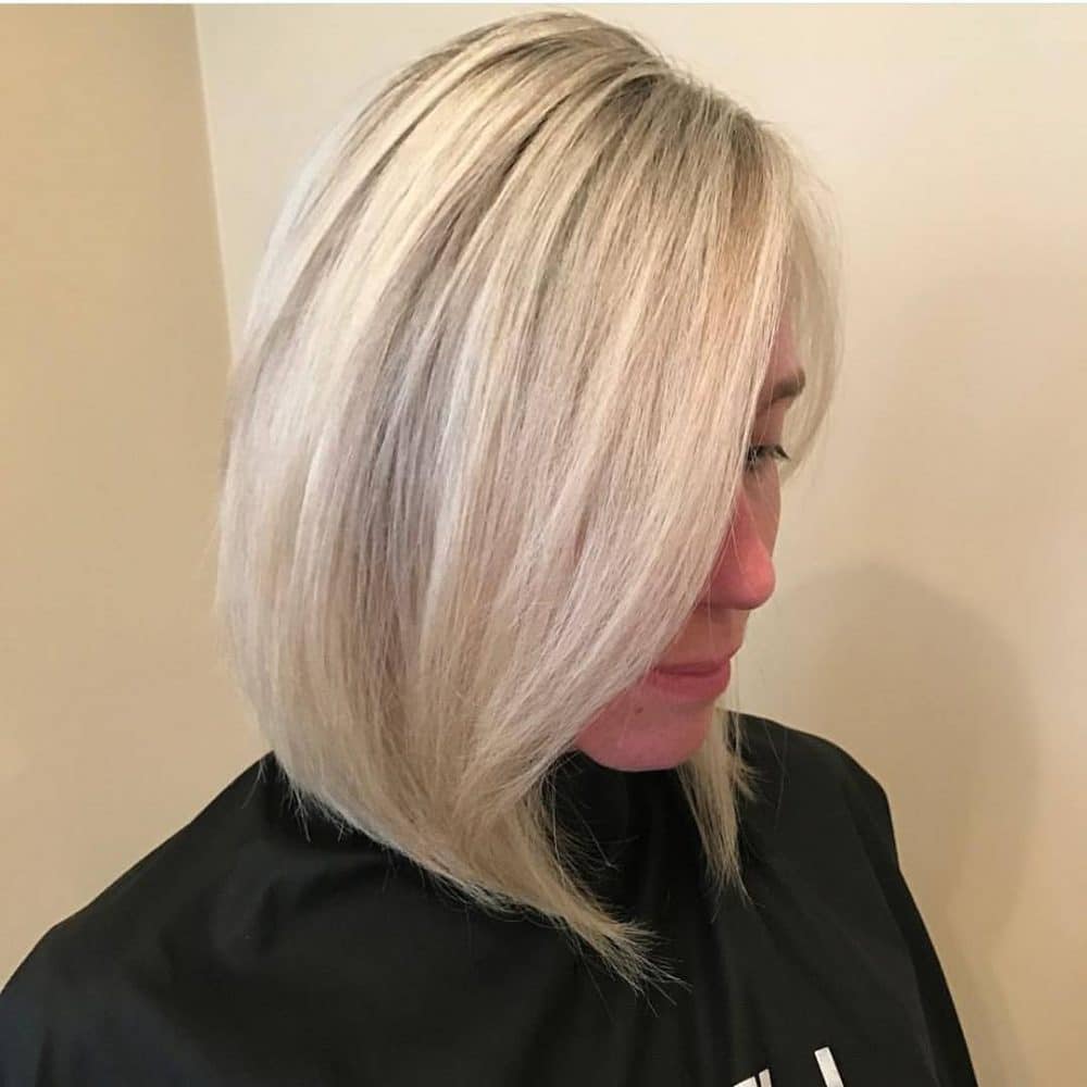 Long bob with blonde lowlights