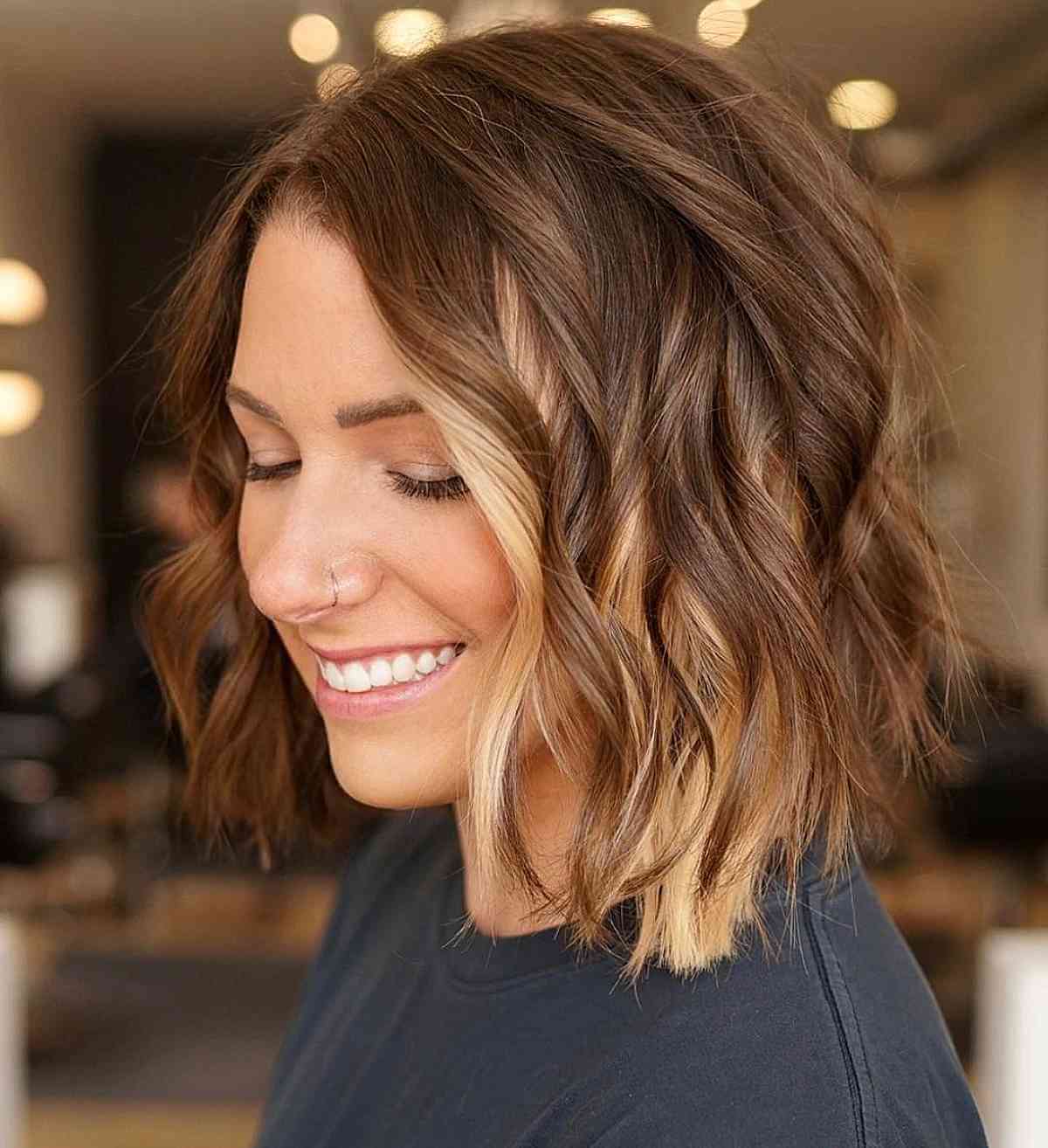 Long Chestnut Light Brown Bob with Blonde Streaks