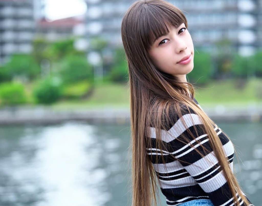 Long hair with straight framing bangs