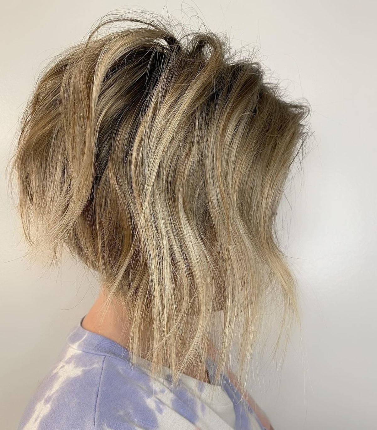 Medium inverted bob with layers