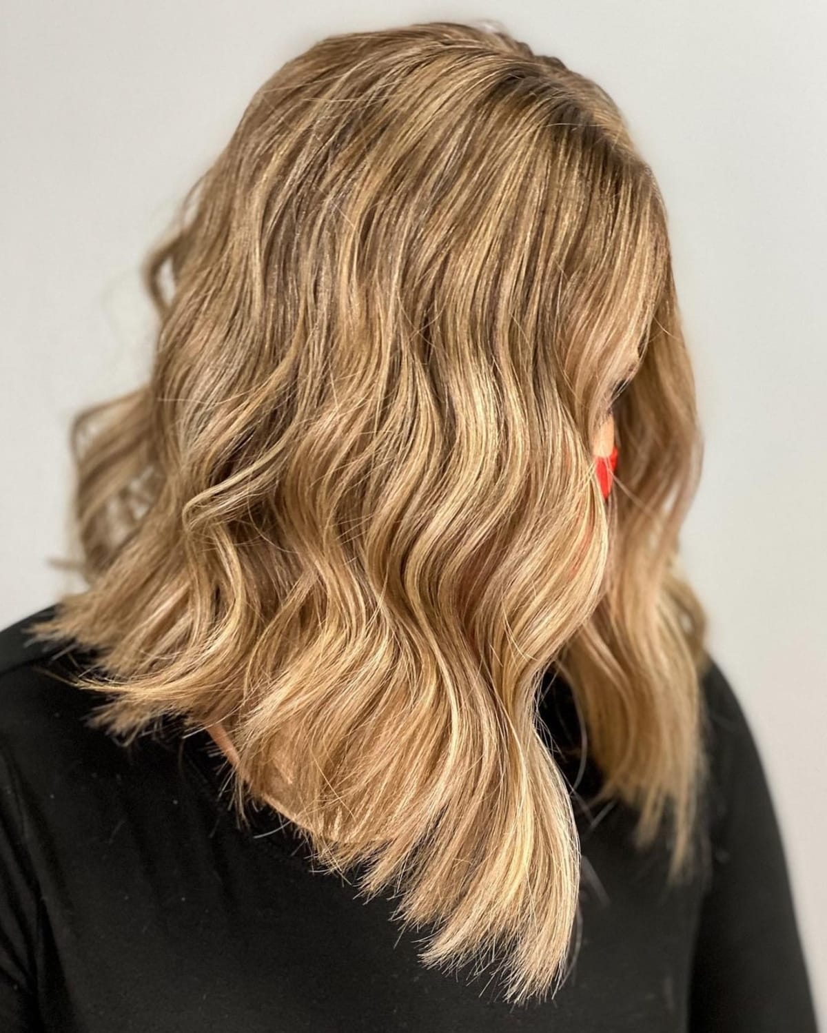 Medium inverted bob with side parting