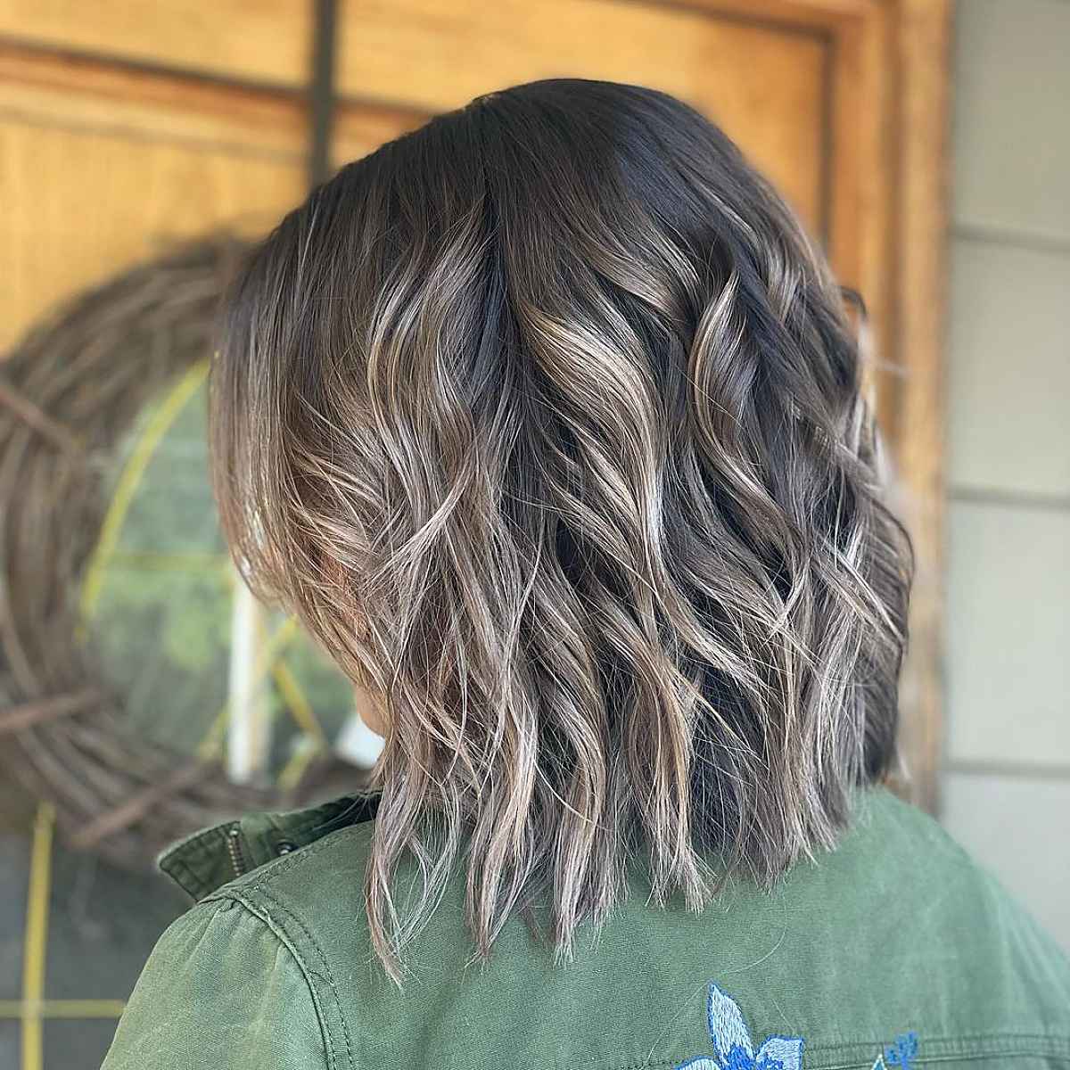 Medium-Length Chop with Highlights