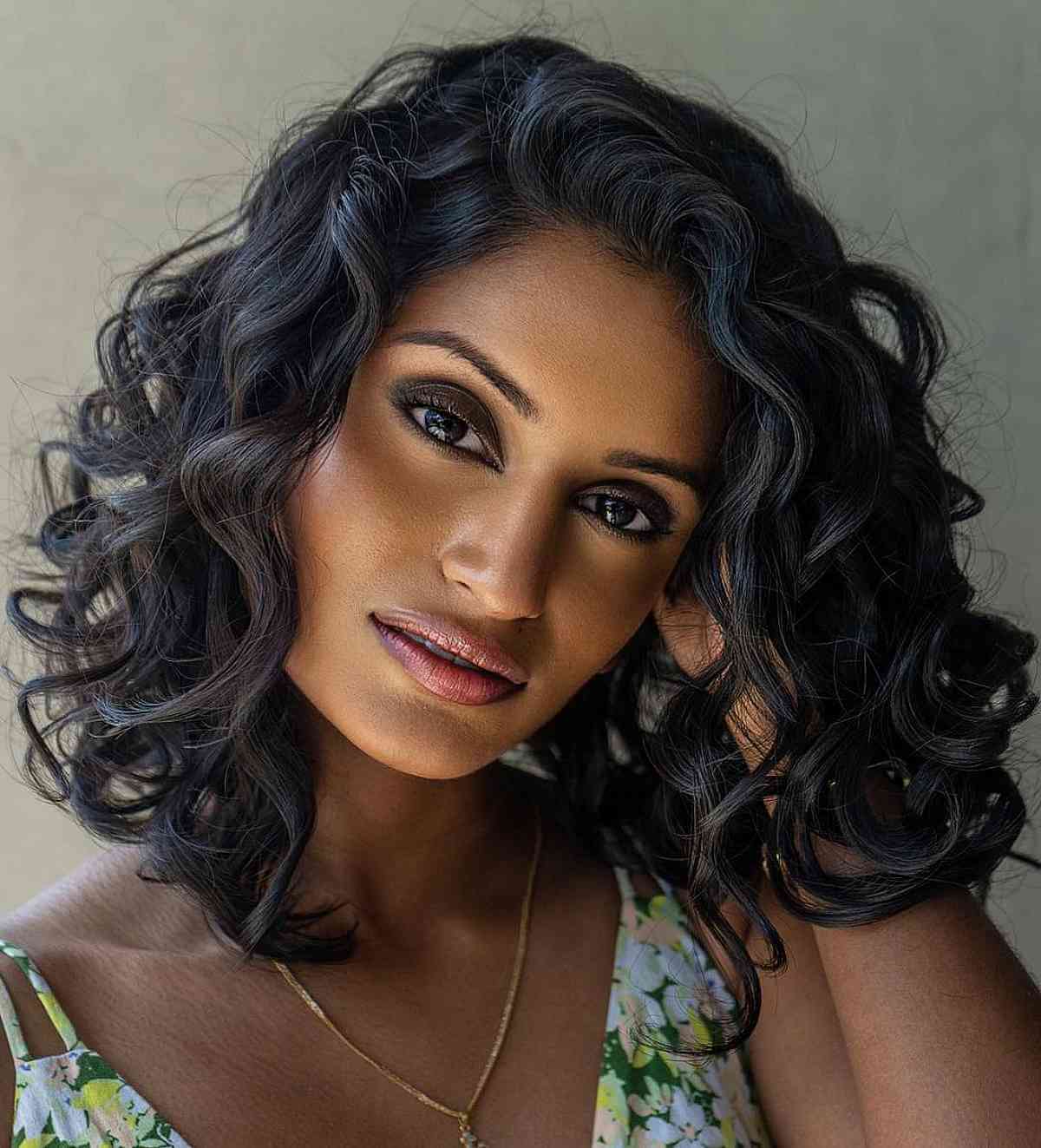 Medium-Length Curly Hair for Square Face Shapes