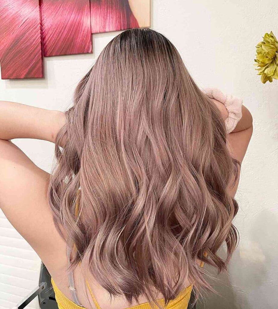 Model with muted strawberry blonde hair