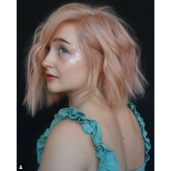 Pale Peach Blonde Medium Haircuts For Wavy Hair